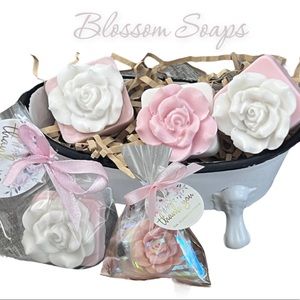 Pink/White Flower Soaps SET 20,Bridal Party, Anniversary, Baby Shower, birthday